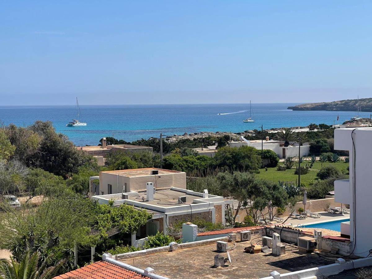 Bella Lilia Apartment Es Pujols Exterior photo